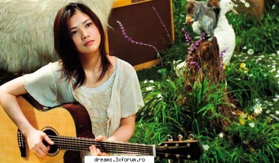 Cantaretul preferat - Asta e tare simplu: Yui Aragak♥iDe - ★Muzica/Cantareti, formatii★
